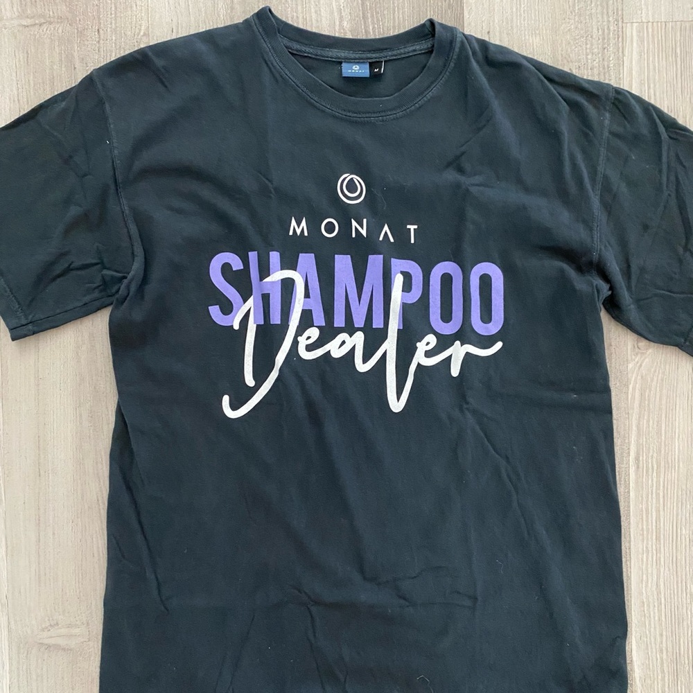 Monat Gear Shampoo Dealer T-shirt
